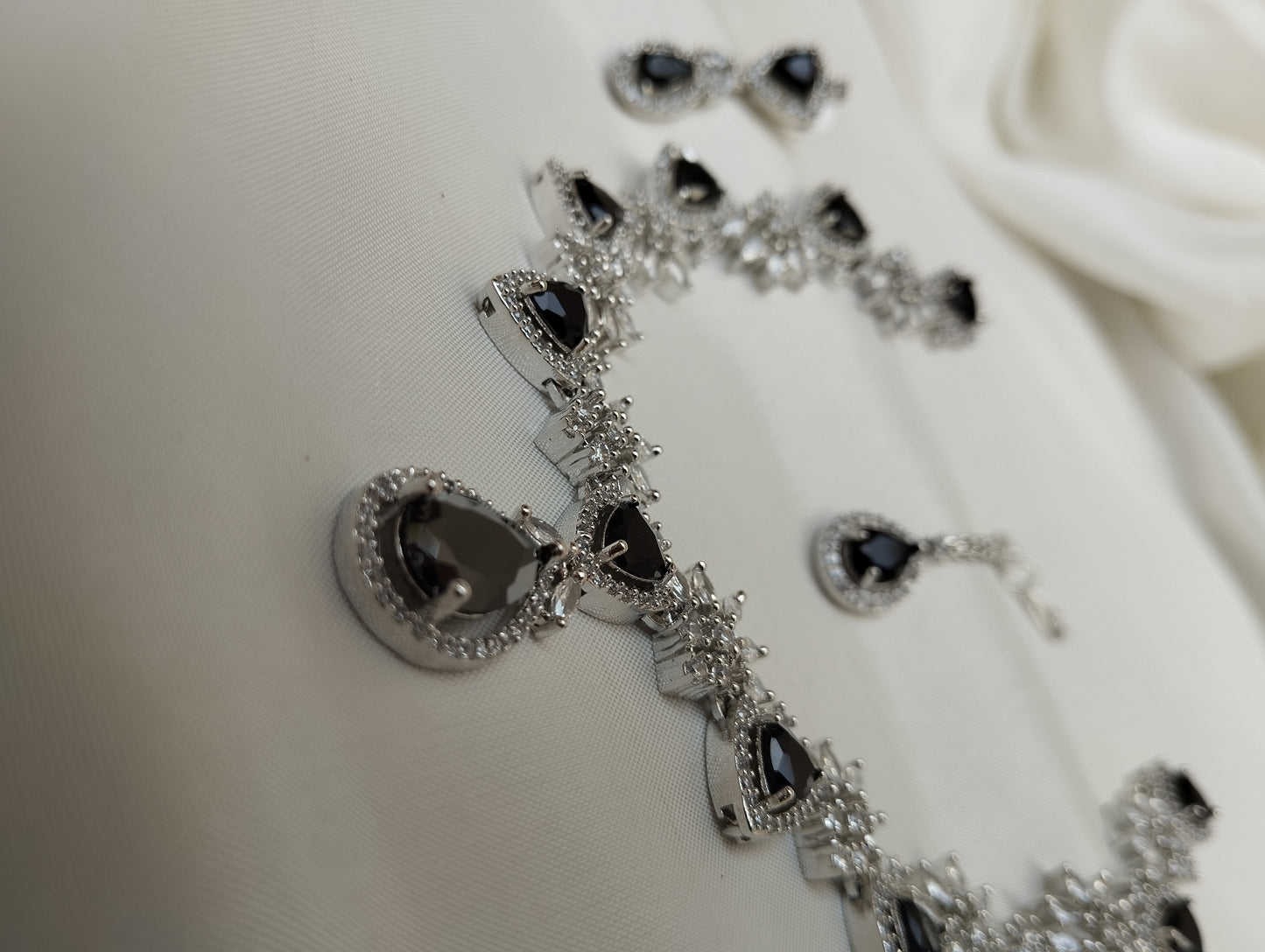 Black Necklace Set - Bridal Jewelry with Earrings & Tikka