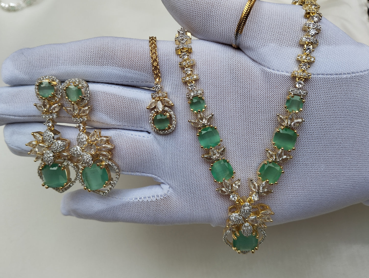 Royal Emerald American Diamond Necklace Set with Maang Tikka