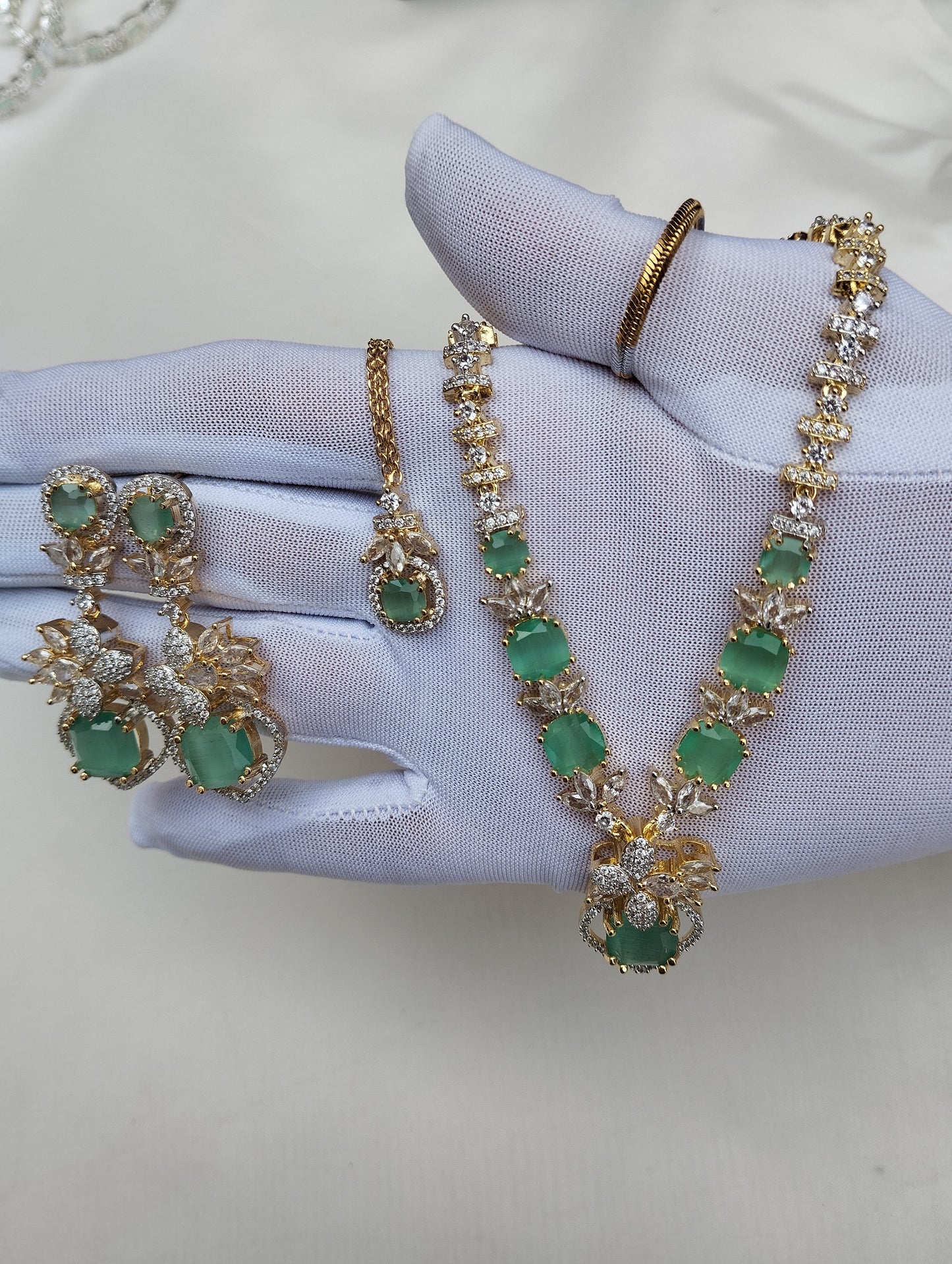 Royal Emerald American Diamond Necklace Set with Maang Tikka