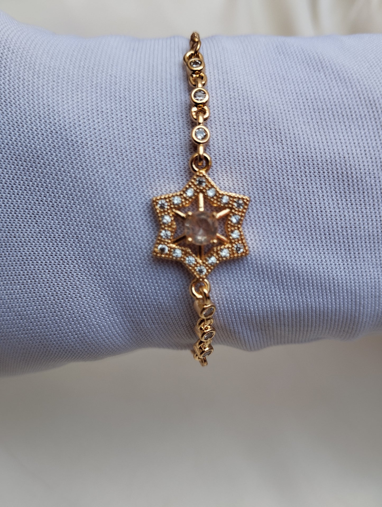 Celestial Star Bracelet with Champagne Stone in Gold