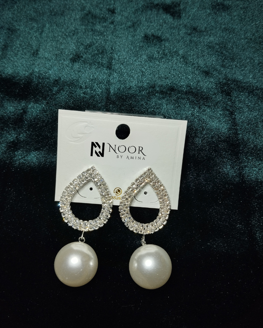Glamorous Crystal Teardrop and Pearl Drop Earrings