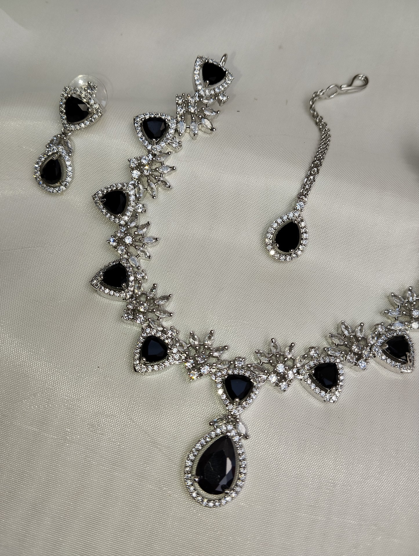 Black Necklace Set - Bridal Jewelry with Earrings & Tikka
